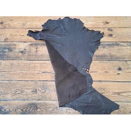 peau de cuir de mouton ciré - marron - cuir en stock