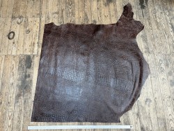 Bande de cuir de veau - effet croco - marron vieilli - maroquinerie - Cuirenstock