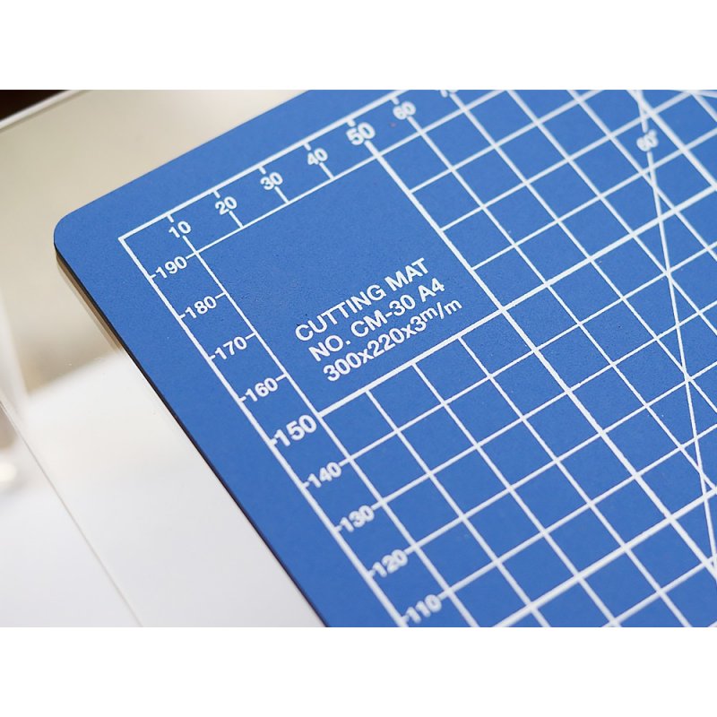 Tamiya – Tapis De Découpe DIN A5 Bleu – 150 X 220 Mm – Accessoire Modélisme – Auto-cicatrisant