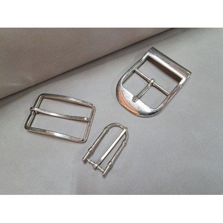 LOT de 3 boucles de ceinture - Nickelé - Bonne affaire
