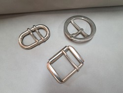 LOT de 3 boucles de ceinture - Nickelé - Bonne affaire