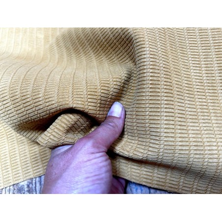 Peau de veau velours grain osier - JAUNE OCRE - cuir en stock