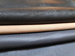 Lot de 3 peaux de cuir stretch - vêtement - divers - cuirenstock