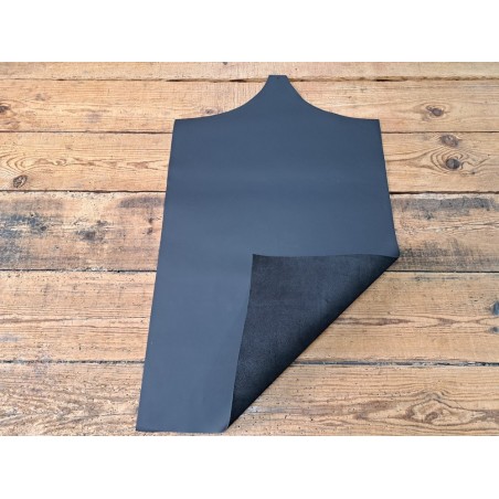 Morceau unique 82x59 - N°1- Lisse - Noir - Cuir en Stock