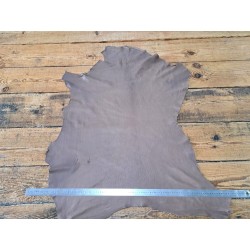 peau de cuir de mouton ciré - brun rosé - cuir en stock