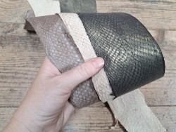 Peau de cuir de poisson - saumon - Cuir marin - Cuir en stock