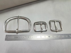 LOT de 3 boucles de ceinture - A - Cuirenstock