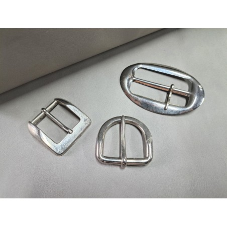 LOT de 3 boucles de ceinture - G - Nickelé - Bonne affaire