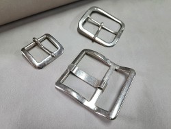 LOT de 3 boucles de ceinture - K - Bonne affaire