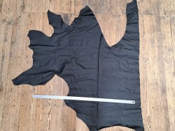 Morceau de cuir de vache grainé - Noir mat - Cuir en Stock