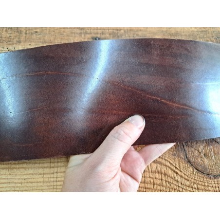 Morceau de collet tannage végétal lisse - Châtaigne - Cuir en Stock