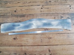 Bande de collet de vache minéral - Bleu/crème - Cuir en Stock