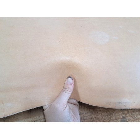 Collet de cuir de vache – Tannage végétal raide 2ᵉ choix