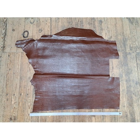 Morceau de cuir de vachette grain crocodile - Brun acajou - A