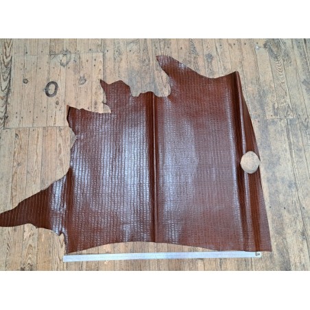 Morceau de cuir de vachette grain crocodile - Brun acajou - B