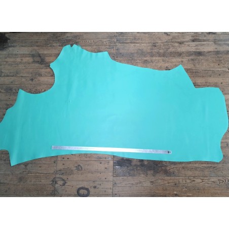 peau de cuir de vache lisse - bleu turquoise - cuir en stock