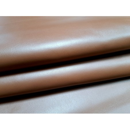 Morceau de cuir de veau lisse - Brun cigare - Cuir en Stock