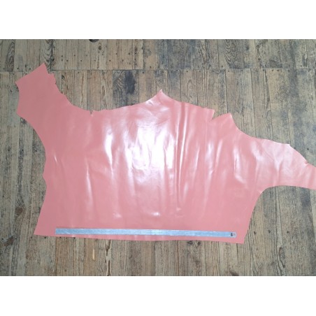 Demi-peau de cuir de veau lisse - Rose - Cuir en Stock