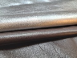 Lot de 2 peaux de cuir à petit prix - Bonnes affaires - Cuir en Stock