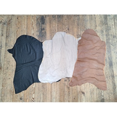 Lot de 3 peaux de cuir stretch - couleurs diverses - Cuir en Stock