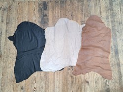 Lot de 3 peaux de cuir stretch - couleurs diverses - Cuir en Stock