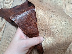 2 peaux uniques - Cabillaud - Cuir en Stock