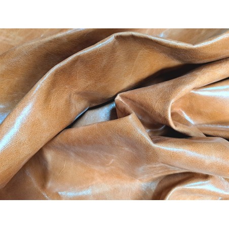 Morceau de cuir de vachette ciré pullup - Noisette - A - Cuir en Stock