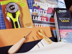 lot d'outils maroquinerie travail du cuir Cuir en Stock qualité pro