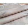 Détail peau de cuir de veau nuancé - écru - maroquinerie - Cuir en stock