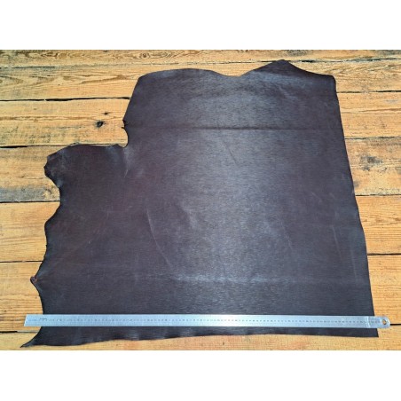 Morceau de cuir de veau grain effet chêne - Raisin - Cuir en Stock