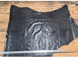 Demi-peau de cuir de veau - effet buffle - noir - cuir en stock