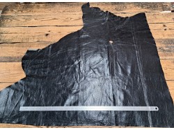 Demi-peau de cuir de veau - effet buffle - noir - cuir en stock