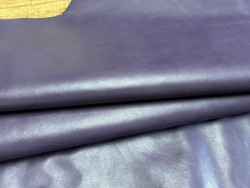 Croûte de cuir de veau pigmentée – AUBERGINE - Cuir en Stock
