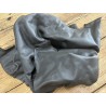 Chutes de cuir vache gris orage - maroquinerie ameublement - cuir en stock