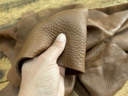 Chutes de cuir de vache - noisette - maroquinerie - Cuir en Stock