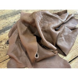 Chutes de cuir de vache - noisette - maroquinerie - Cuir en Stock