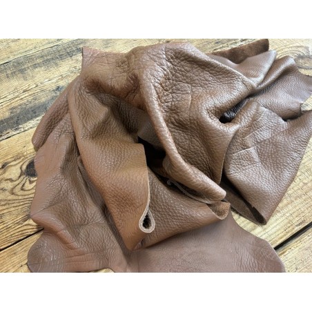 Chutes de cuir de vache - noisette - maroquinerie - Cuir en Stock