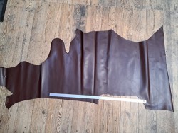 peau de cuir de veau lisse - terre d'ombre - Cuirenstock