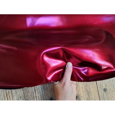 Peau de cuir de chèvre métallisé - rouge - Cuir en Stock