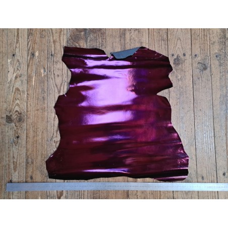Peau de cuir de chèvre métallisé - violet - Cuir en stock