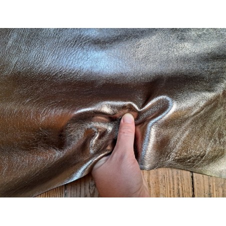 Peau de cuir de chèvre métallisé - taupe argenté - Cuirenstock