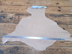 Peau de cuir de kangourou beige mat - maroquinerie - Cuir en stock