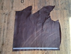 morceau veau - pullup - grain cailloux - cuir en stock