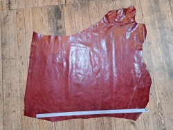 Bande de cuir de vachette pullup - végétal - rouge - maroquinerie - cuirenstock