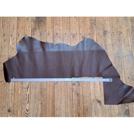 Demi-peau de cuir de vachette tannage ferme - châtaigne  - cuir en stock