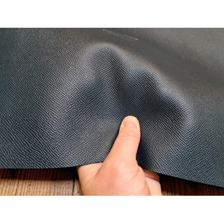 Demi-peau de cuir de vachette tannage ferme - vert sapin - Cuirenstock