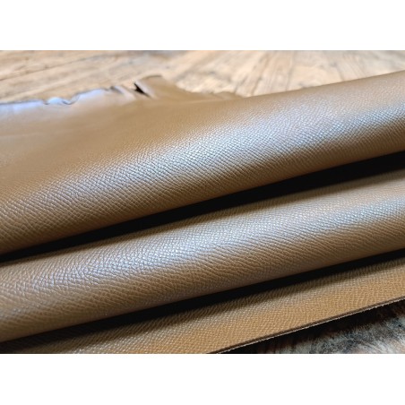 Demi-peau de cuir de vachette tannage ferme - tabac - cuirenstock