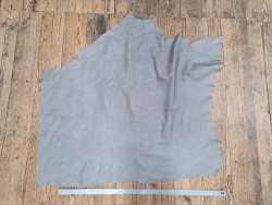 Morceau de cuir de vache grainée - Gris béton - A - Cuirenstock