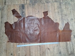 Morceau de cuir de vachette pullup ciré - Brun - C