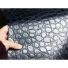 morceau cuir rectangle imitation crocodile bleu nuit foncé Cuir en Stock